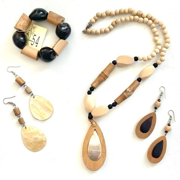 4 PIECE SET! Authentic Bamboo Jewelry!! - Picture 1 of 4